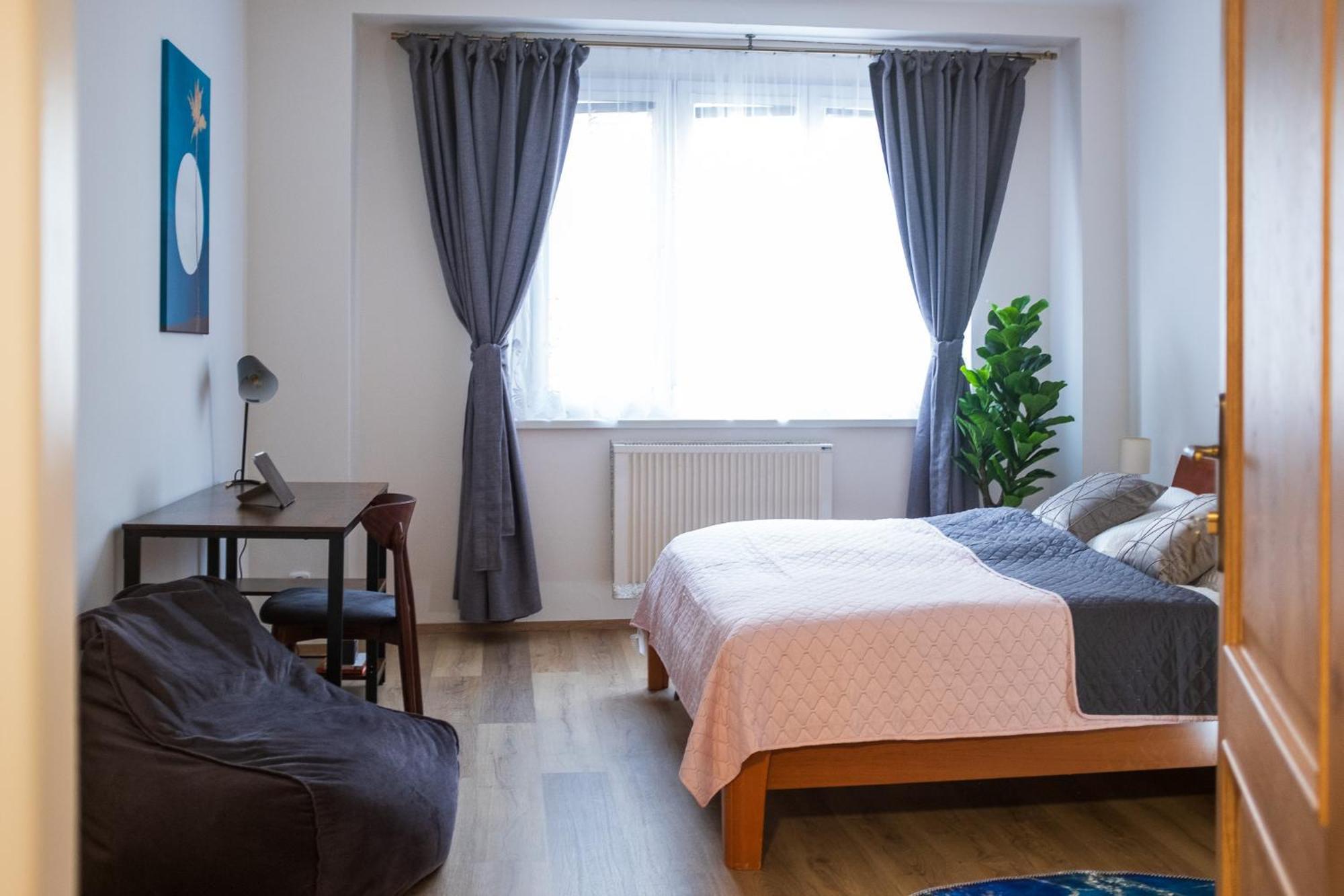 L'mai Harmony Homestay Prague